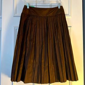 Charles Nolan sz 6 chocolate brown 100% silk pleated midi skirt raw hem